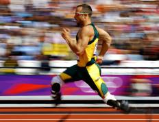 梅西重返赛场：险胜首场状态出色，TL观众沸腾，观众掌声雷动