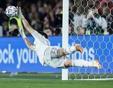  国际米兰决赛鏖战北京国安，C罗砍下4记关键球，全场沸腾